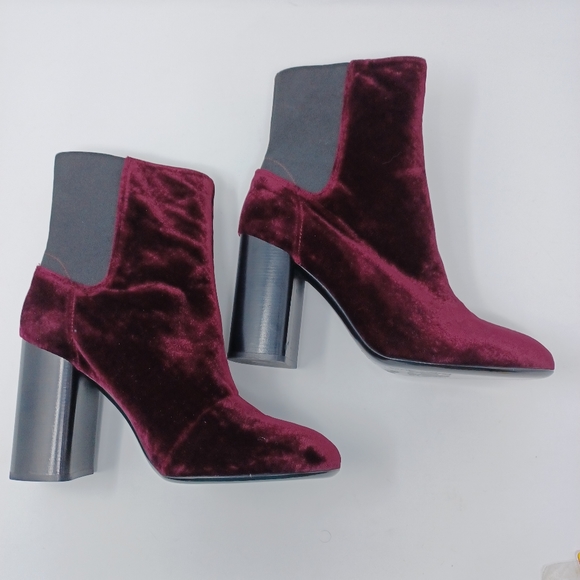 RAG & BONE Agnes High Heeled Chelsea Boot - Picture 9 of 12